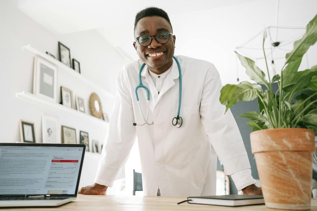 Provider managing online scheduling